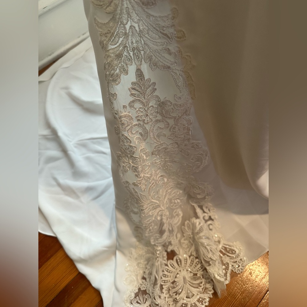 Pronovias Kaya Wedding Dress - Picture 7 of 12